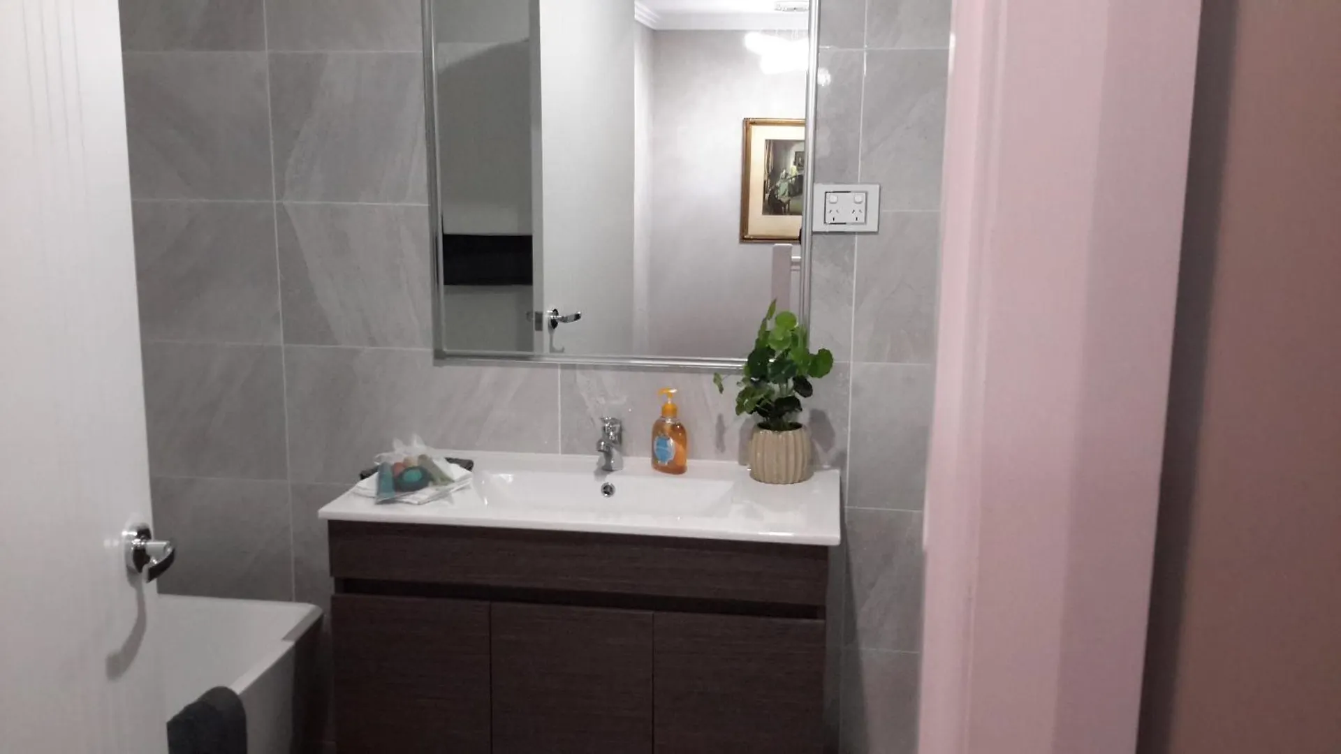 Apartment Camden Valley Terrace 4 Cawdor Australia